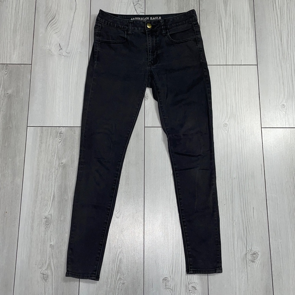 American Eagle Outfitters Super Super Stretch black AEO sateen Jeggings size 6
